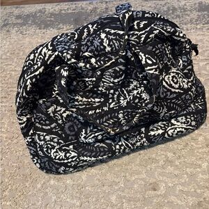 Vera Bradley Weekender bag Brand New condition!
